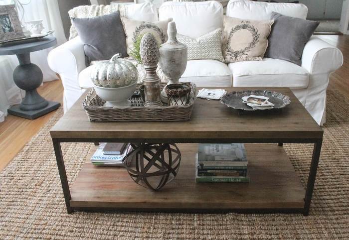 Rustic coffee table decor