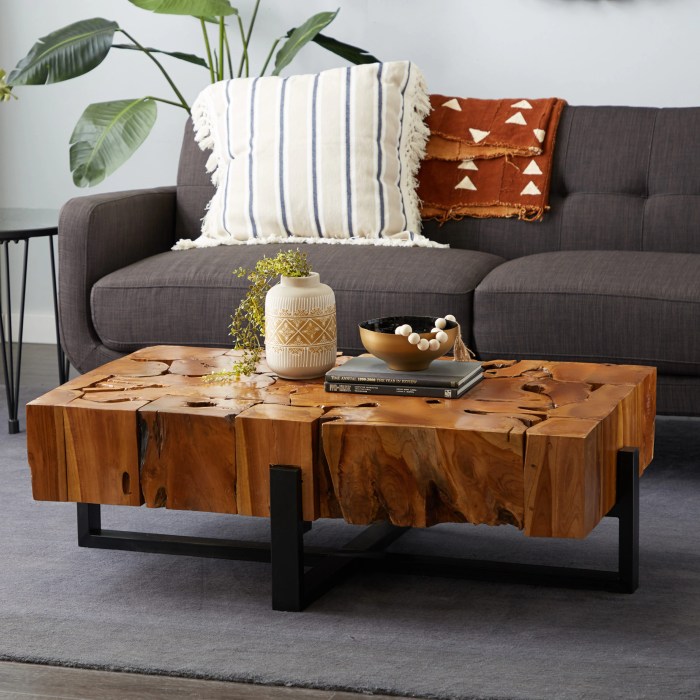 Rustic coffee table decor