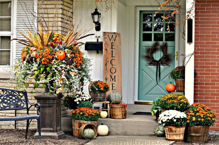 Porch decor ideas for fall