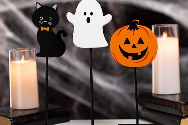 Halloween table top decor