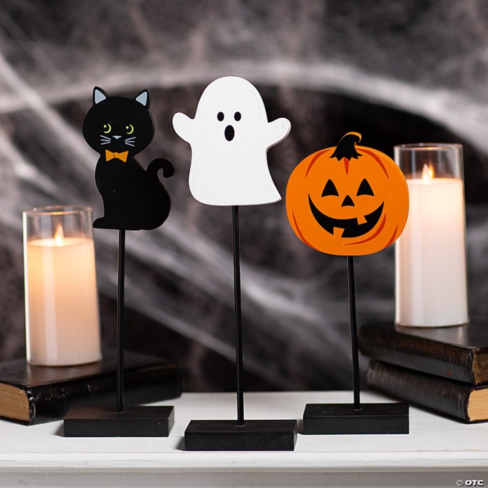 Halloween table top decor