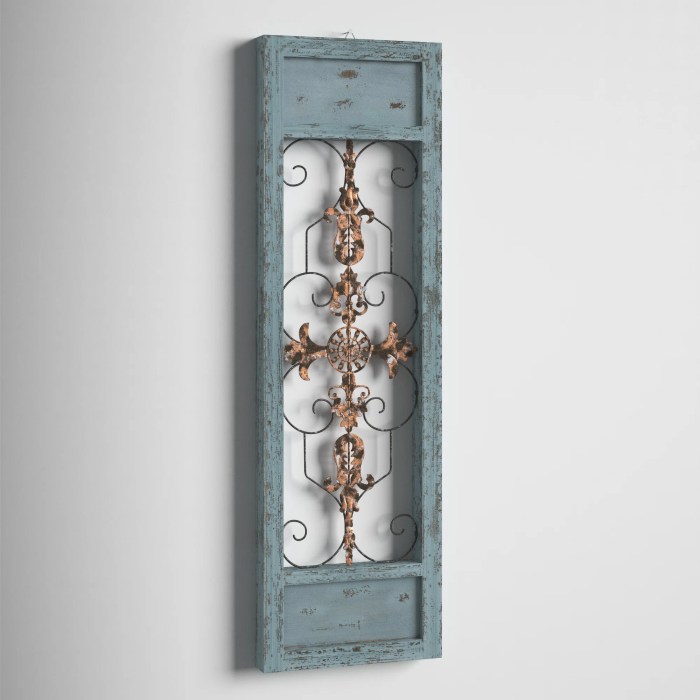 Wood scroll wall decor